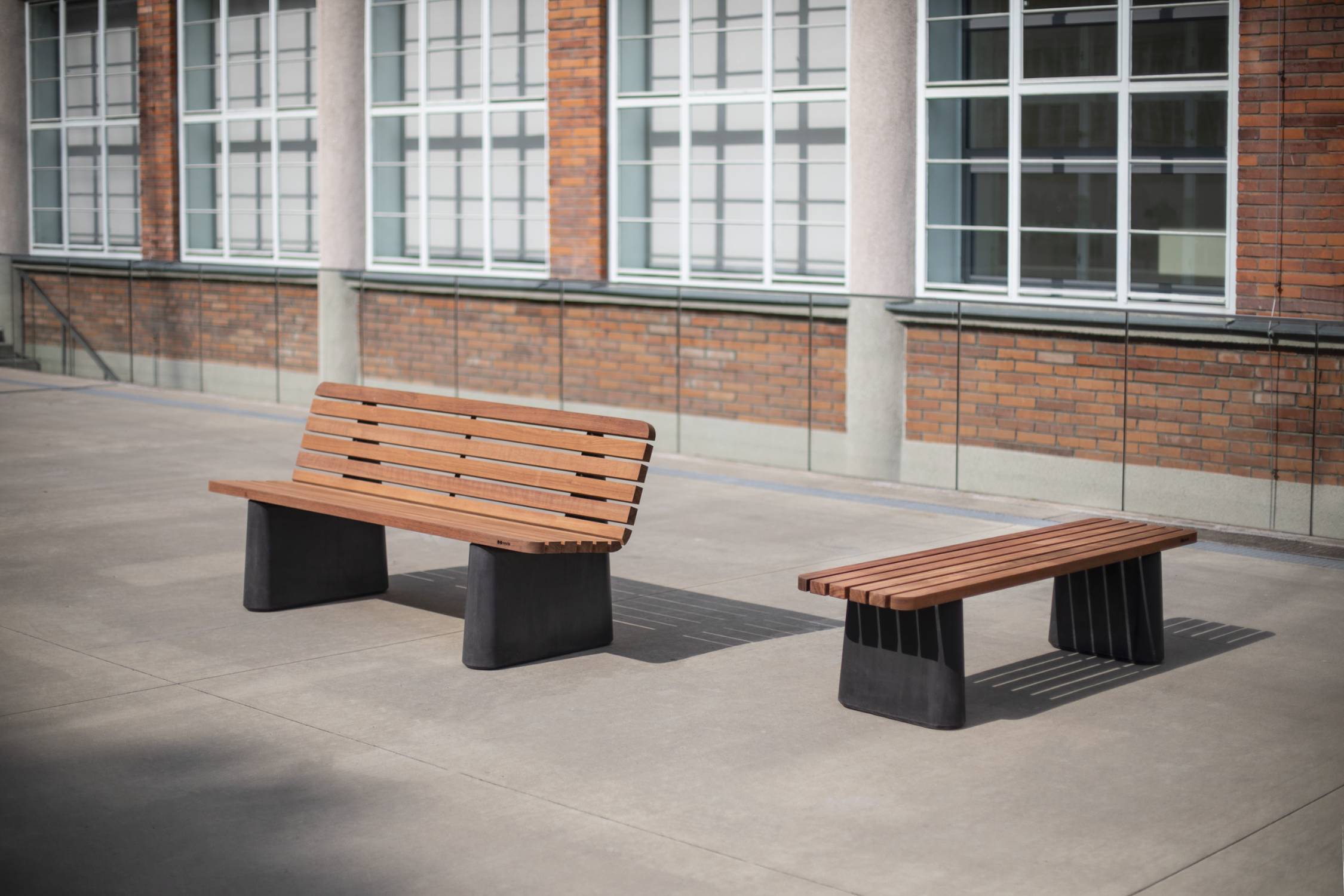 Reforma Bench - Outdoor Seating/ Benches