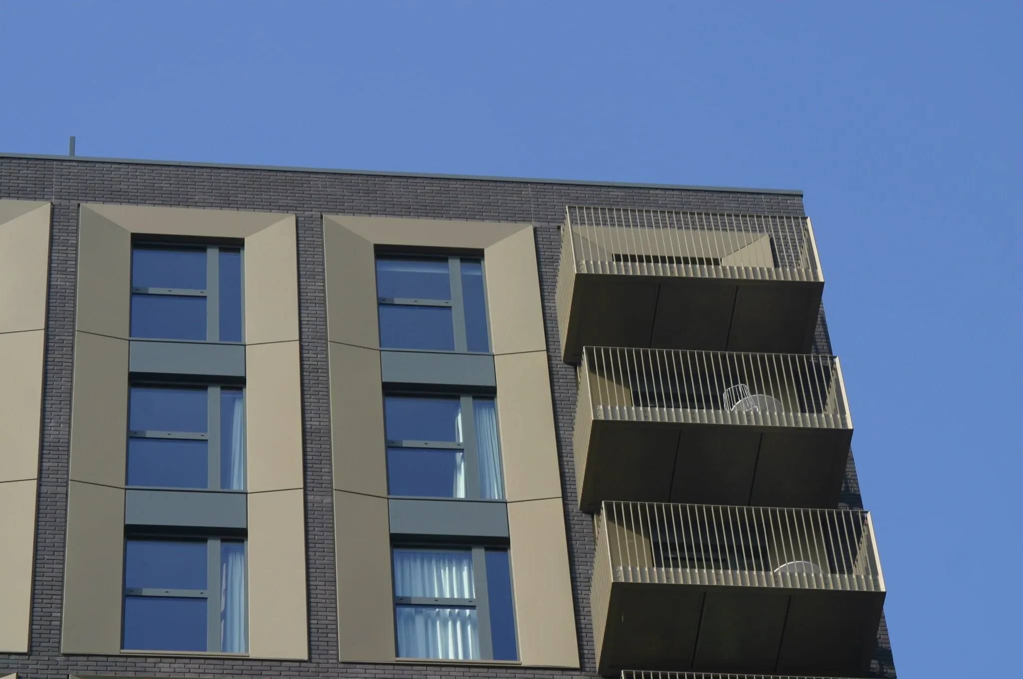 LandMark II Aluminium Recess Fixing Rainscreen Cladding