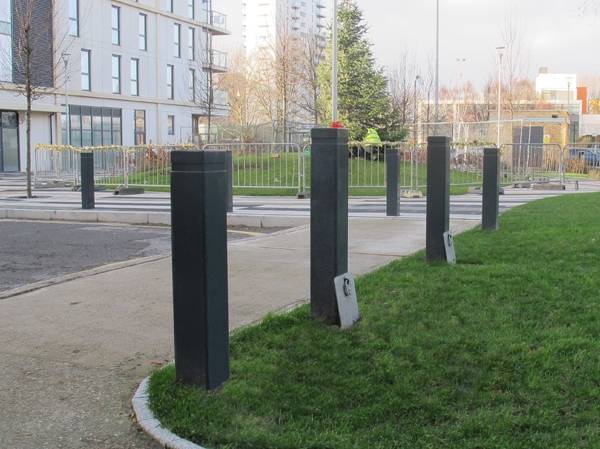 Alperton Carbon Steel Bollard