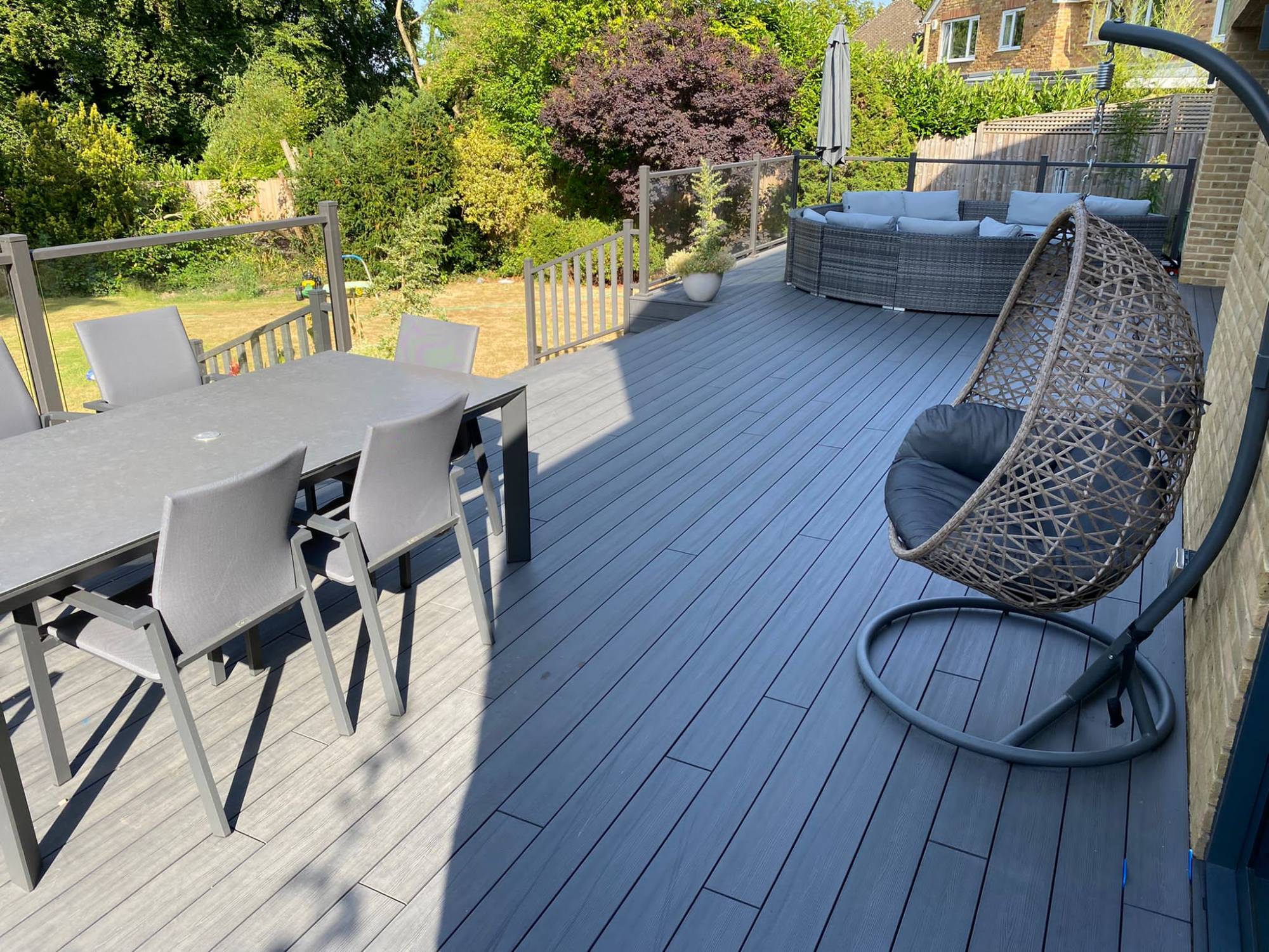 Contemporary Hollow Decking (Hidden Clip Fixing System)