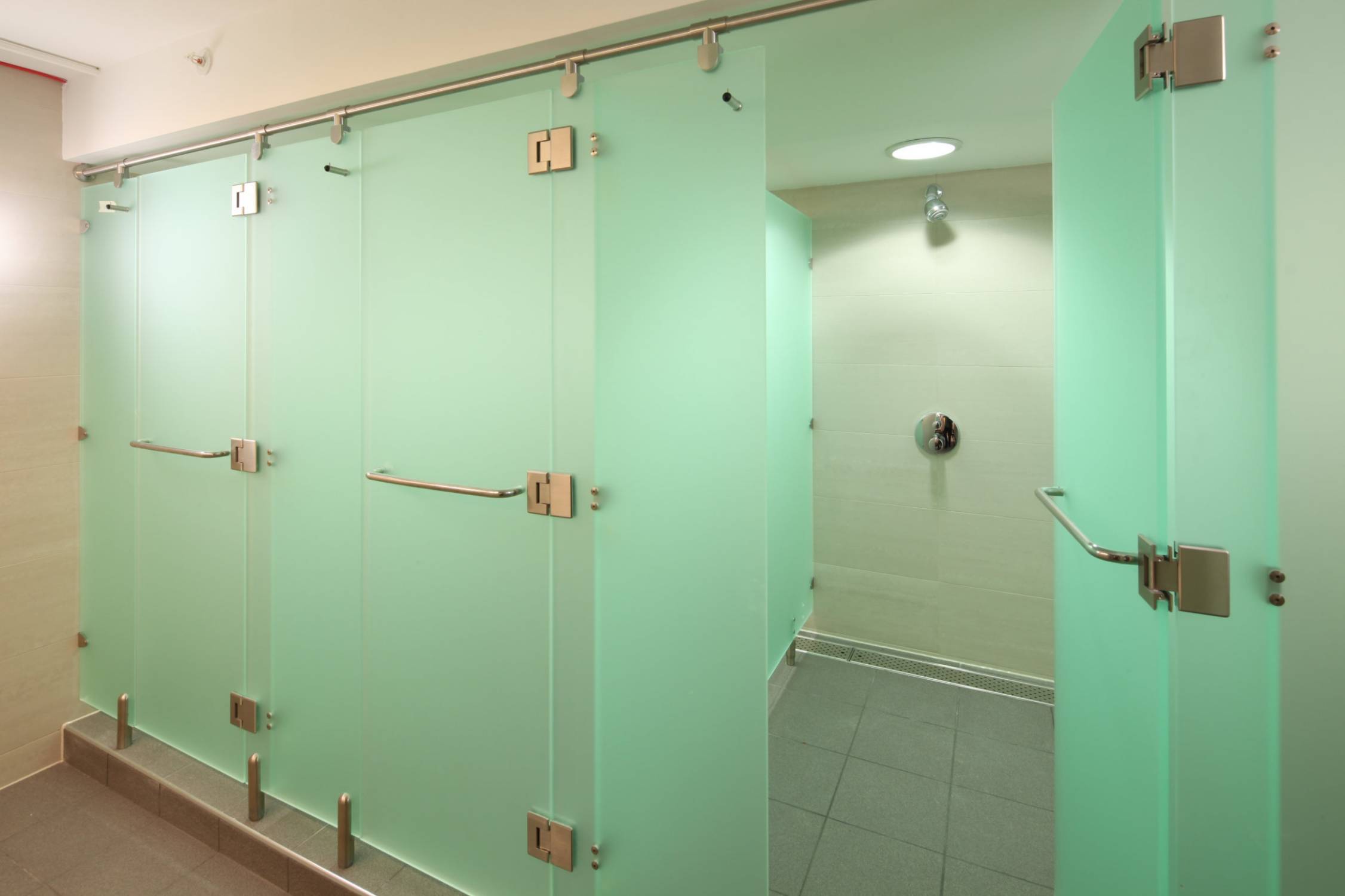 Luminoso Acrylic Shower Cubicles - Shower cubicles 