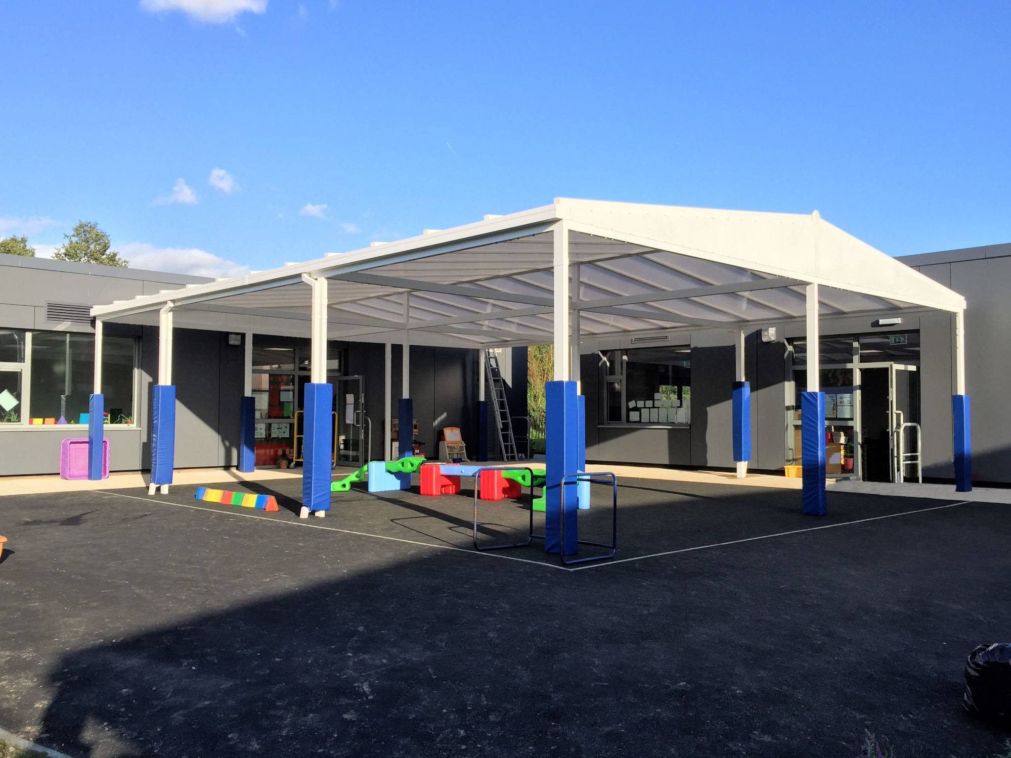 Double Grange Freestanding Canopy - Freestanding Canopy