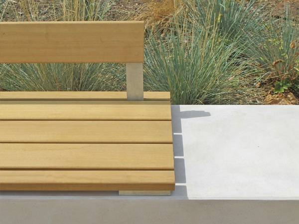 Fortis Wall-top Seating