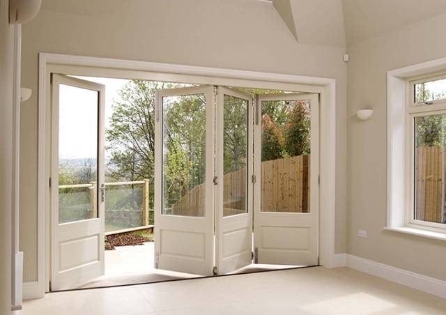 Classic Folding Doors