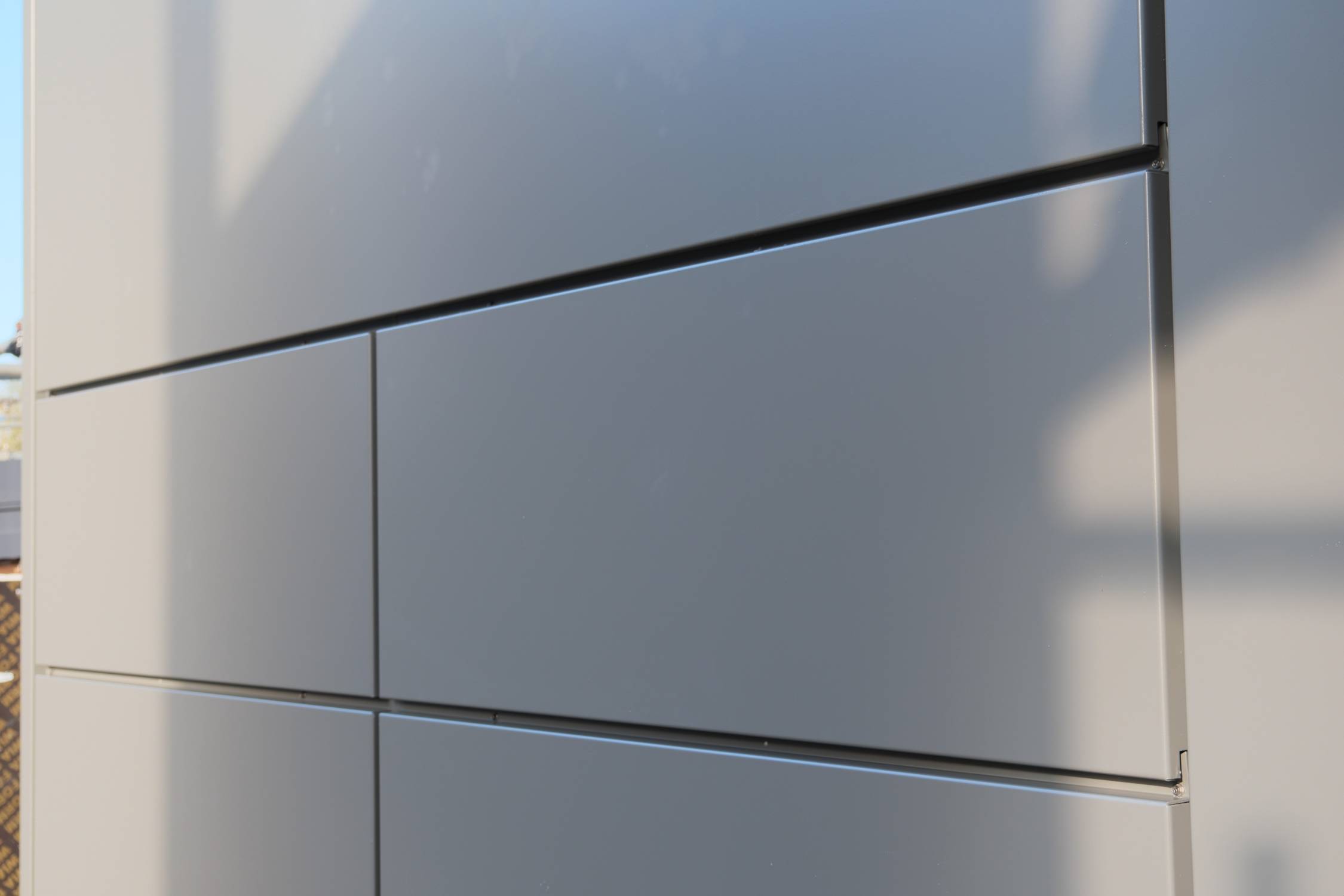 MetSkin Tray Panel Rainscreen system - Concealed Fix Tray Panel System