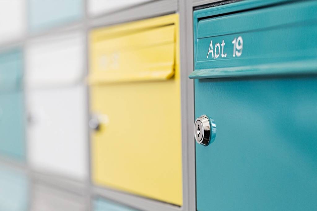 COM 2 Lateral - Steel Door Mailbox - Com2 Aluminium Lateral Mailbox