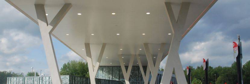 Exterior Wide Panel Ceiling - Exterior metal ceiling system