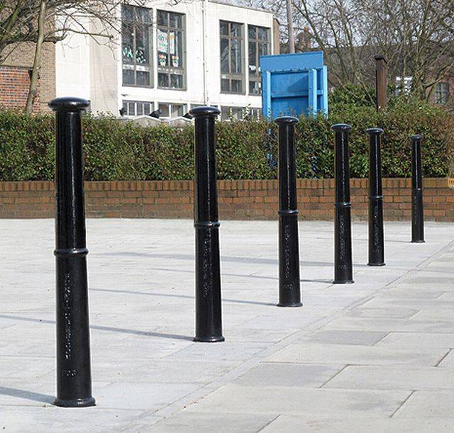 Brunel Bollard