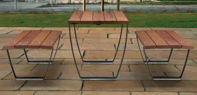 Nuvola Table