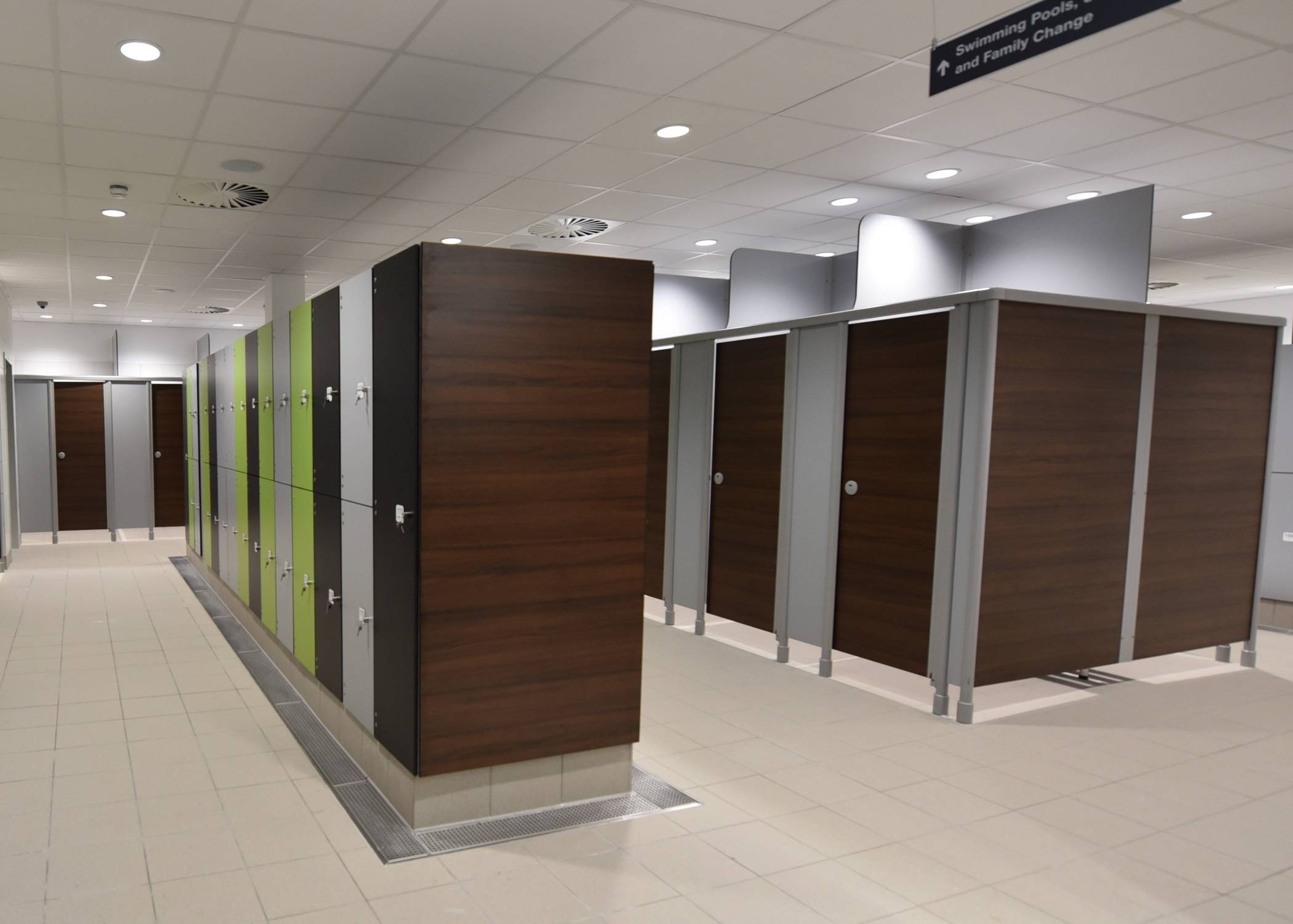 HydroSQ2 SGL Leisure Cubicle - Leisure Cubicle