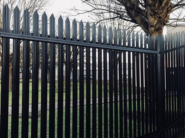 Lochrin Defender™ SL3 - SR3 Palisade - Fencing