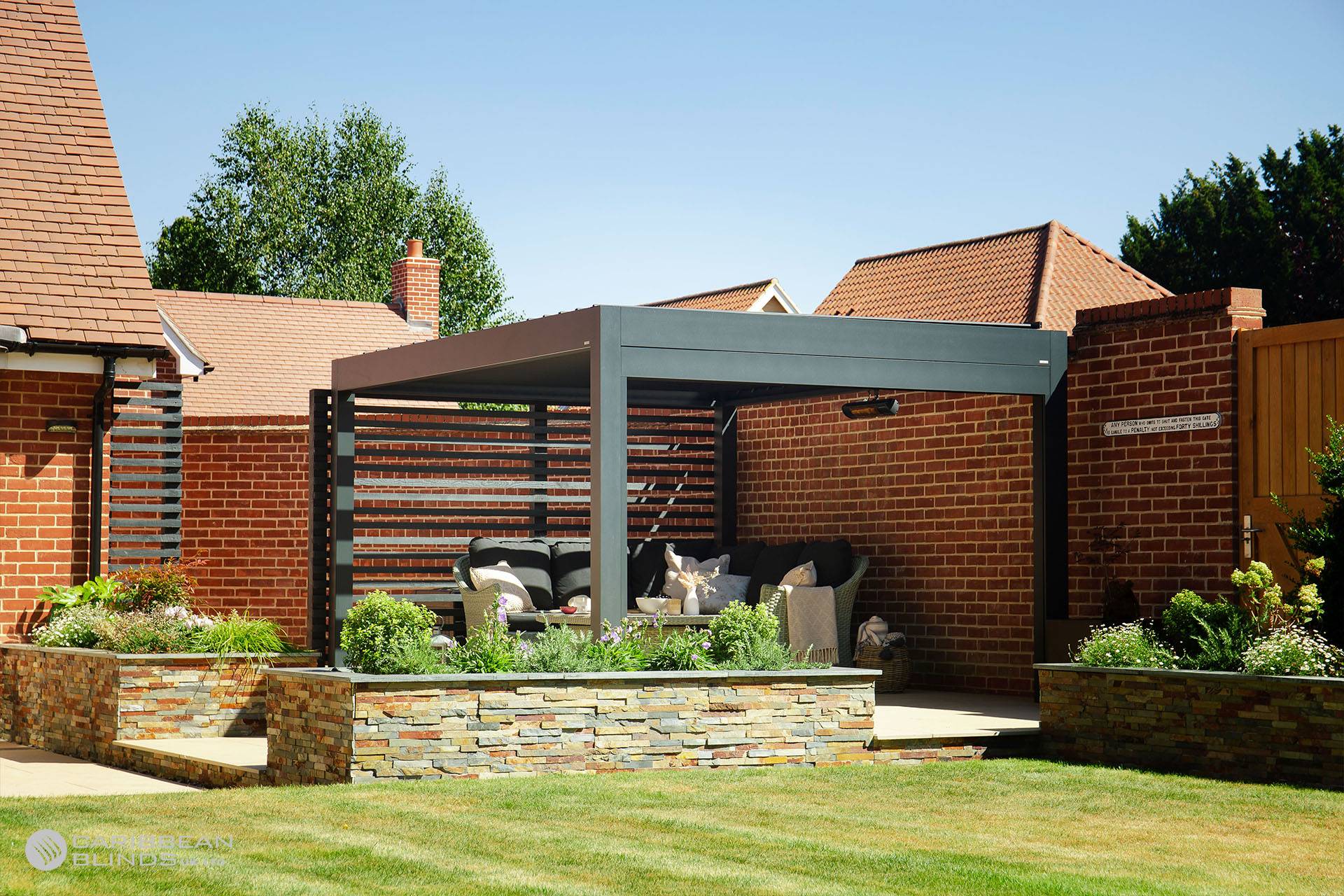 Classic Pod - Louvered Roof Pergola