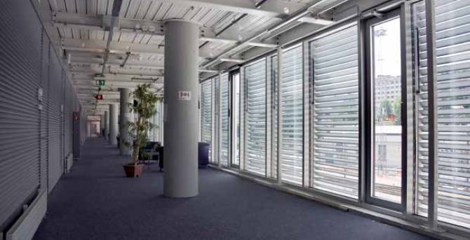 Solar Shading Brise Soleil Sunclips® Vertical Cassettes