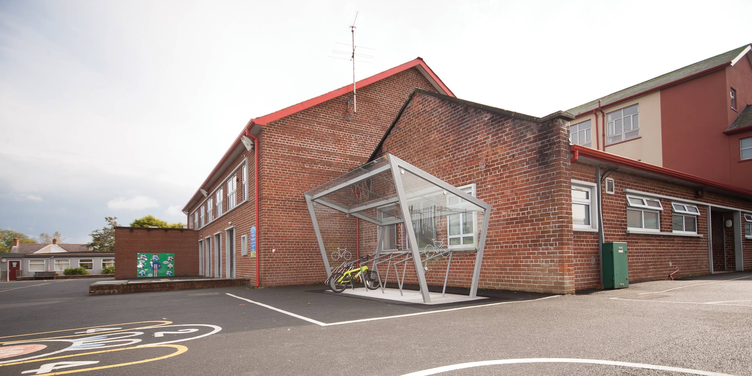 Edge Bike Shelter/ Smoking Shelter - Covered Bicycle Shelter