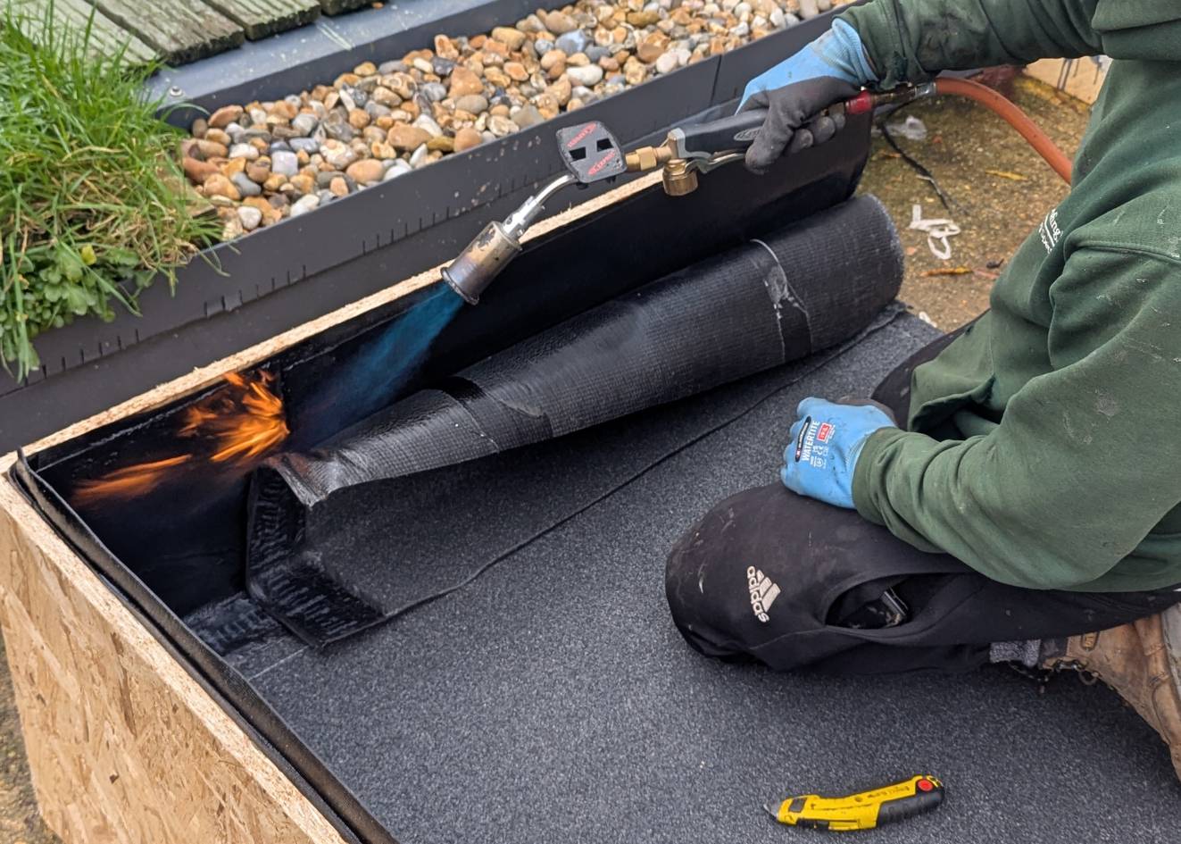 Strata – Reinforced Bituminous Membrane For Green Roof To Cold Roof – Torch Applied