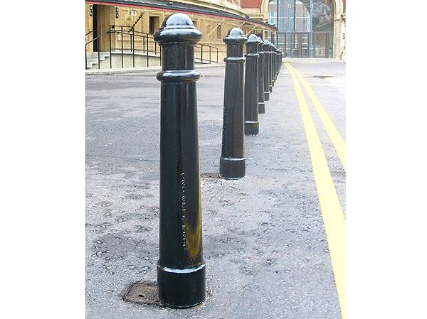 Canterbury Aluminium Removable Bollard