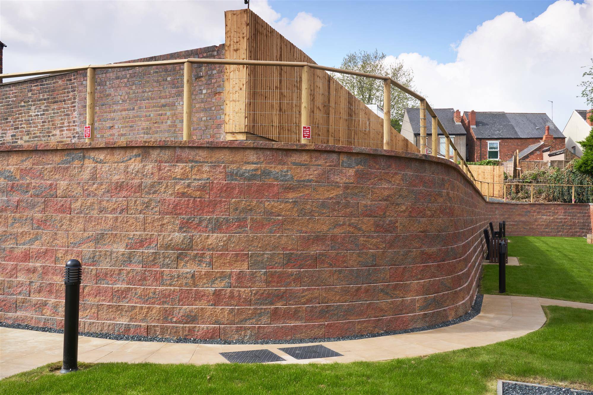 Secura Grand | Concrete Segmental - Retaining Wall