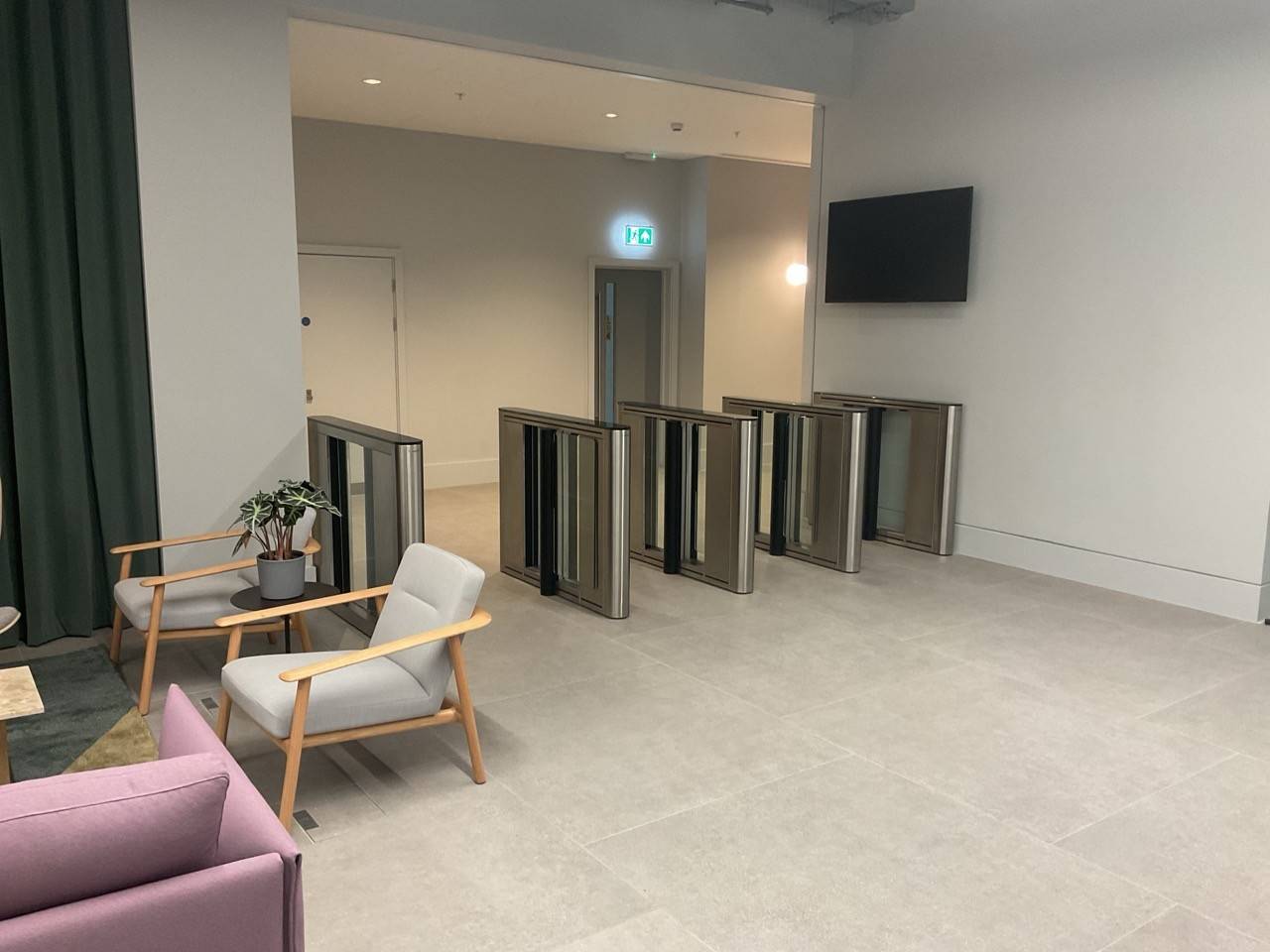 Vision Touch Speed Gate