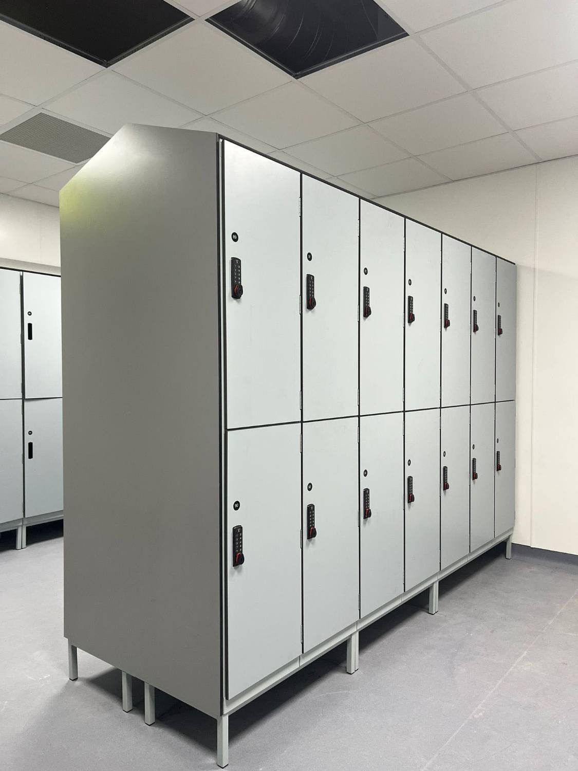 Laminate Lockers - Dry Area