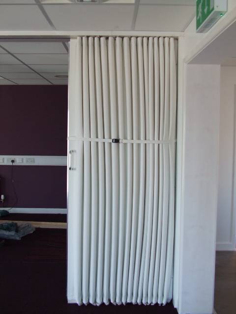 Sliding Door & Partition School Class Room Sliding Stacking Room Divider - Room Divider