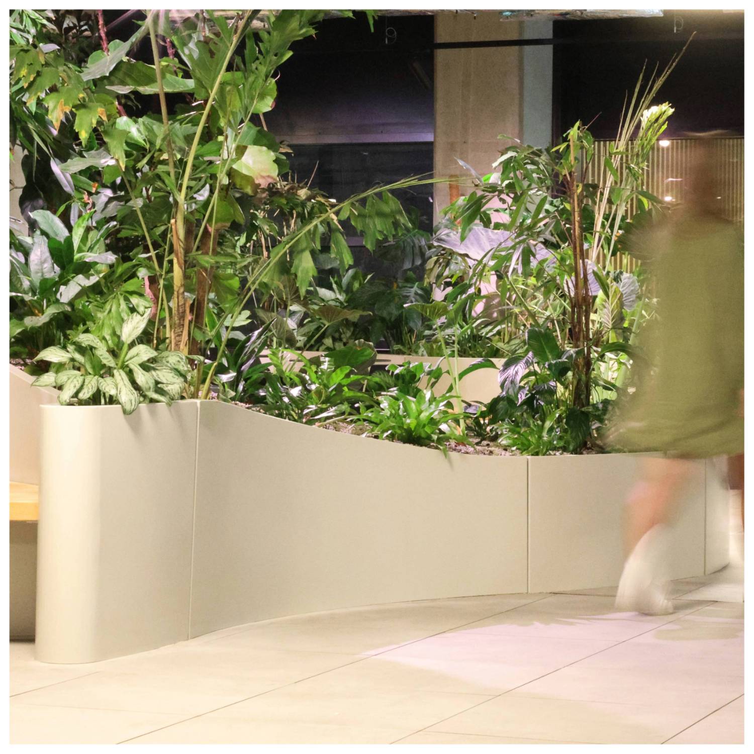 Stapel Raised Planter Edge