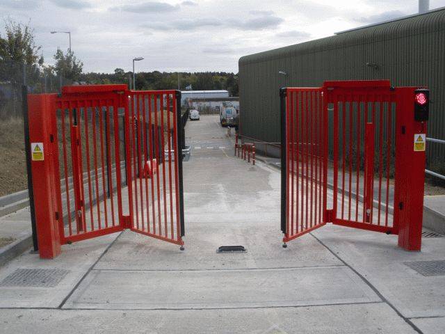 CLD SpeedMaster Security Gate - Motorized Gate 