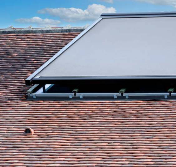 Rooflights External Roller Blind Topfix®