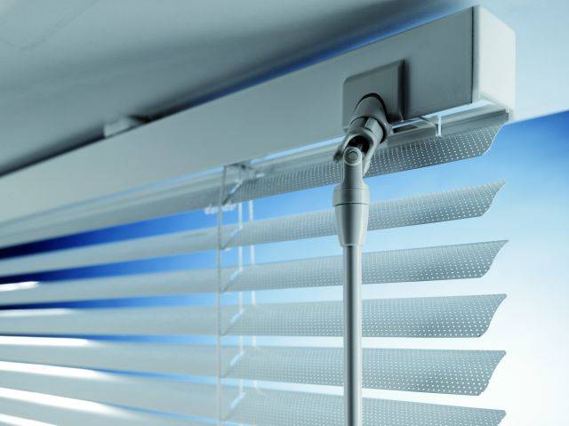 Venetian Blind - Wand Operated - Silent Gliss SG 8110 - Venetian Blinds