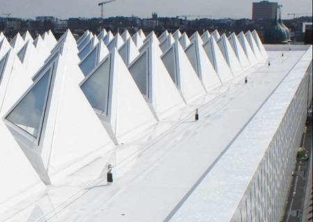 Highly Reflective and Energy-Efficient Cool Roof System, Fully Adhered With Mineral Wool Insulation - RENOLIT ALKORPLAN Bright A