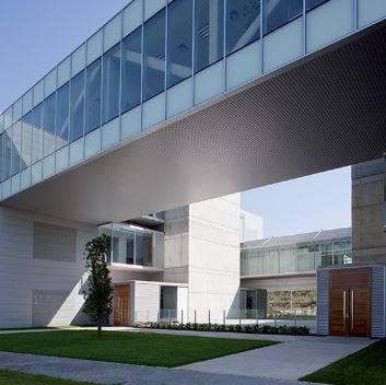 Luxalon® Exterior Metal Linear Open Ceilings - Exterior metal ceiling system