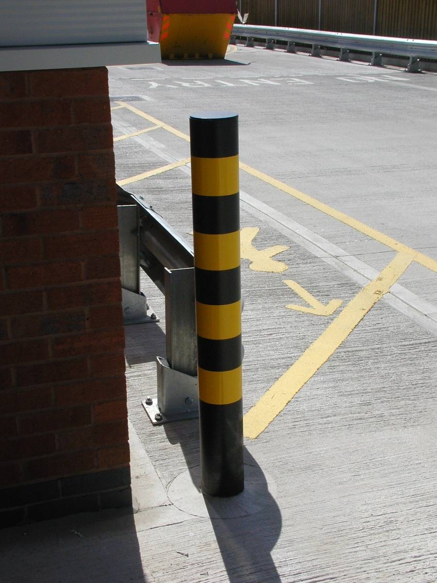 Steel Bollard with Hazard Band