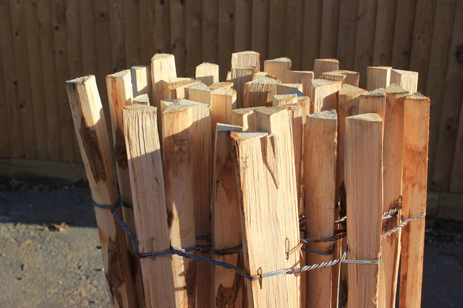 Cleft Chestnut Fencing - Agricultural Fencing