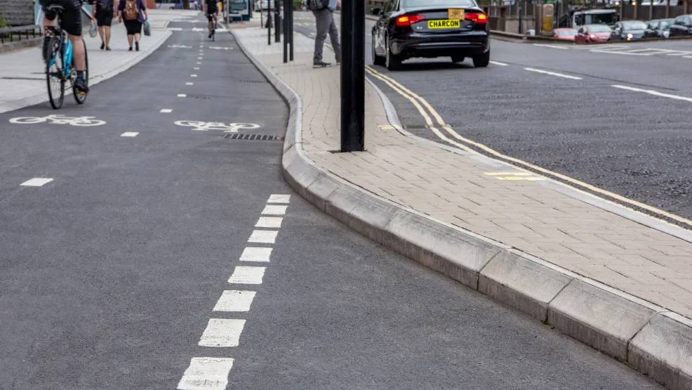 BRADSTONE Access Kerb 