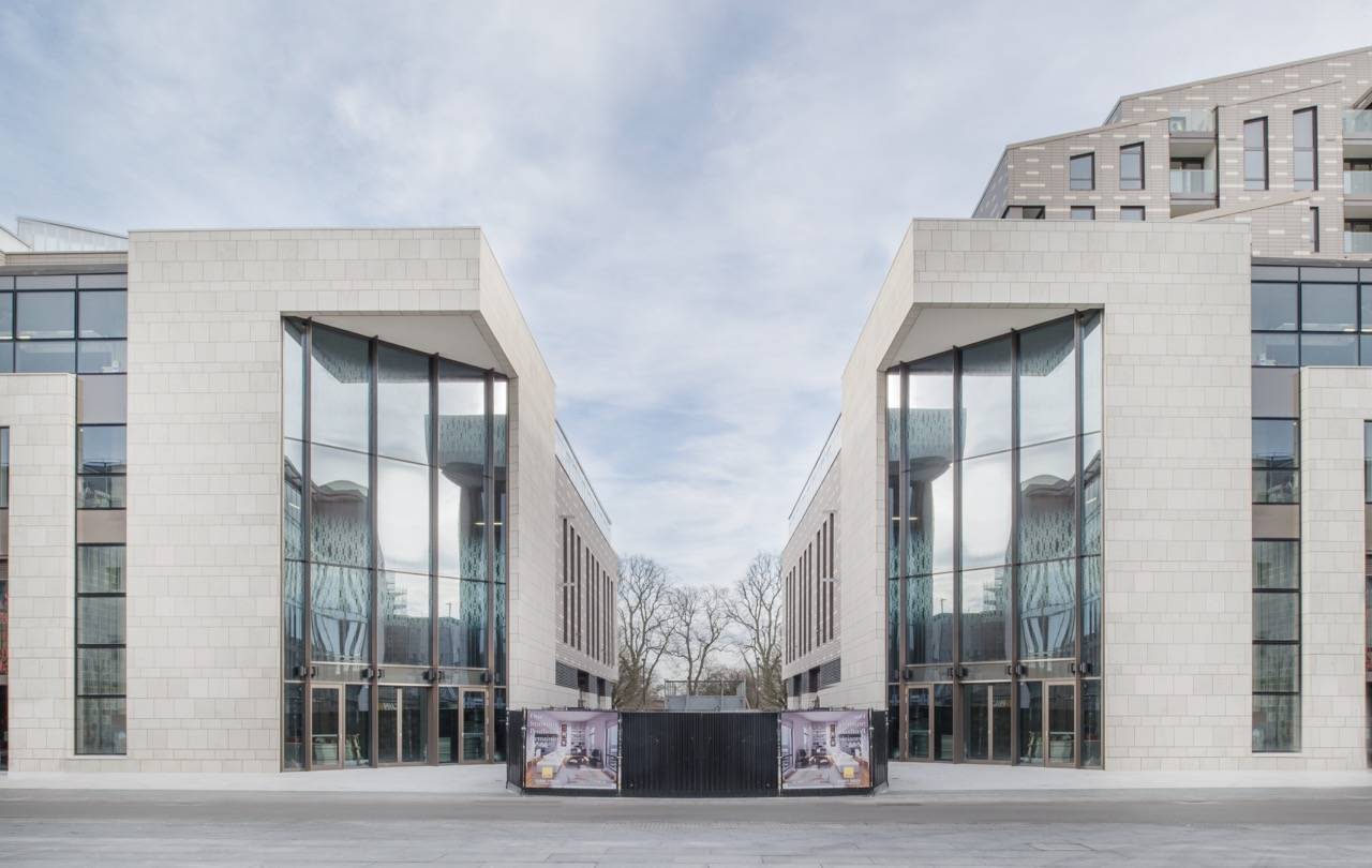 Aliva Stone Covering Vertically Stacked - Stone Rainscreen Cladding