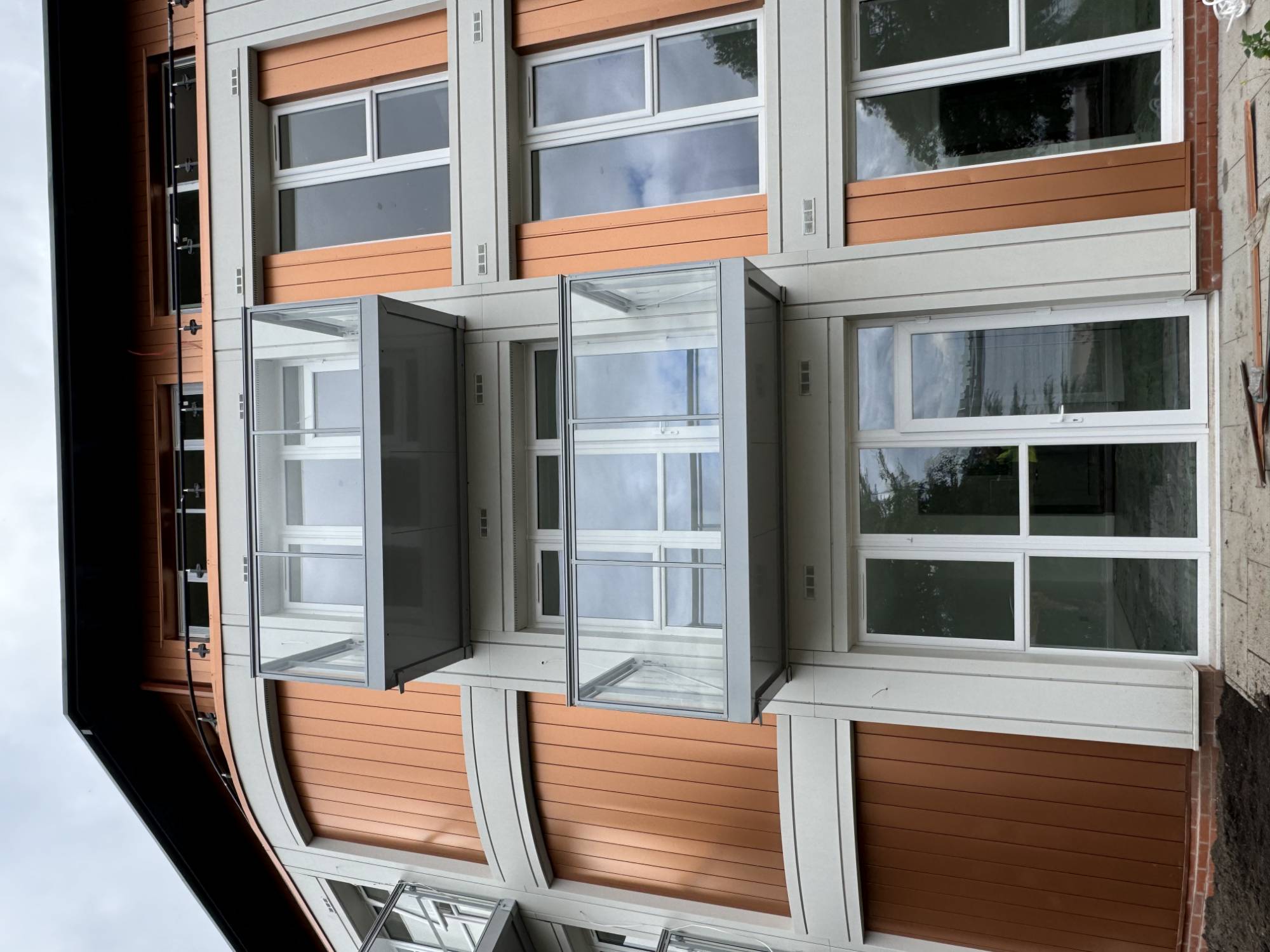 AluTwo - Open Balcony System