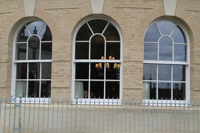 Traditional Box Sash Windows - Single - Timber sash window