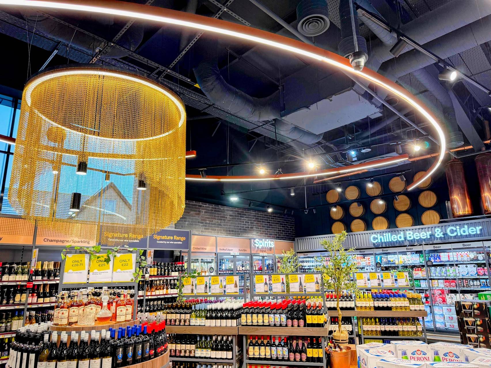 DecoTech – Chain Link Decorative Curtain and Screen - Chain Link Curtain