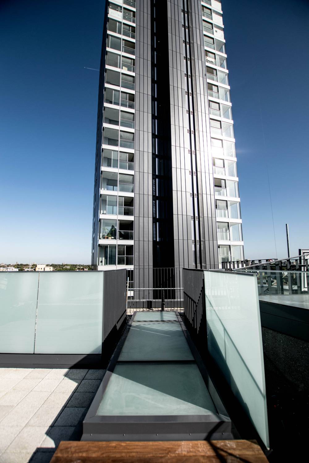 em.glaze™ Walk-on Glass - Rooflight