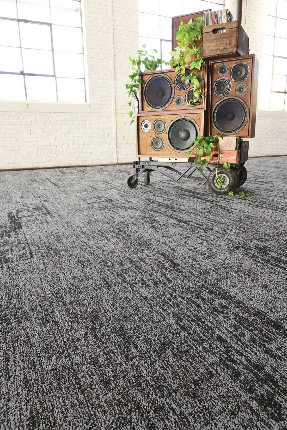 Major Frequency - Pile Carpet Tiles 
