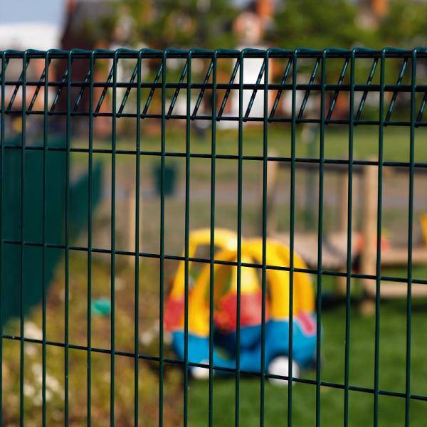 Rolltop + Bekafix Ultra - Metal mesh fence panel