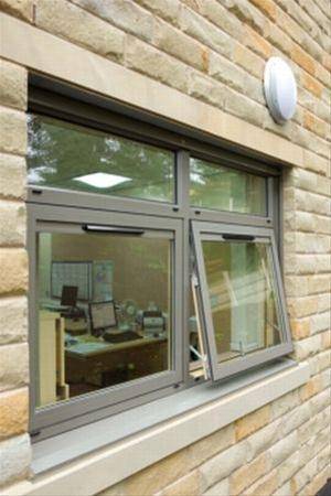 Hybrid Series 1 Composite Casement Window System [Curtain Wall Placement]