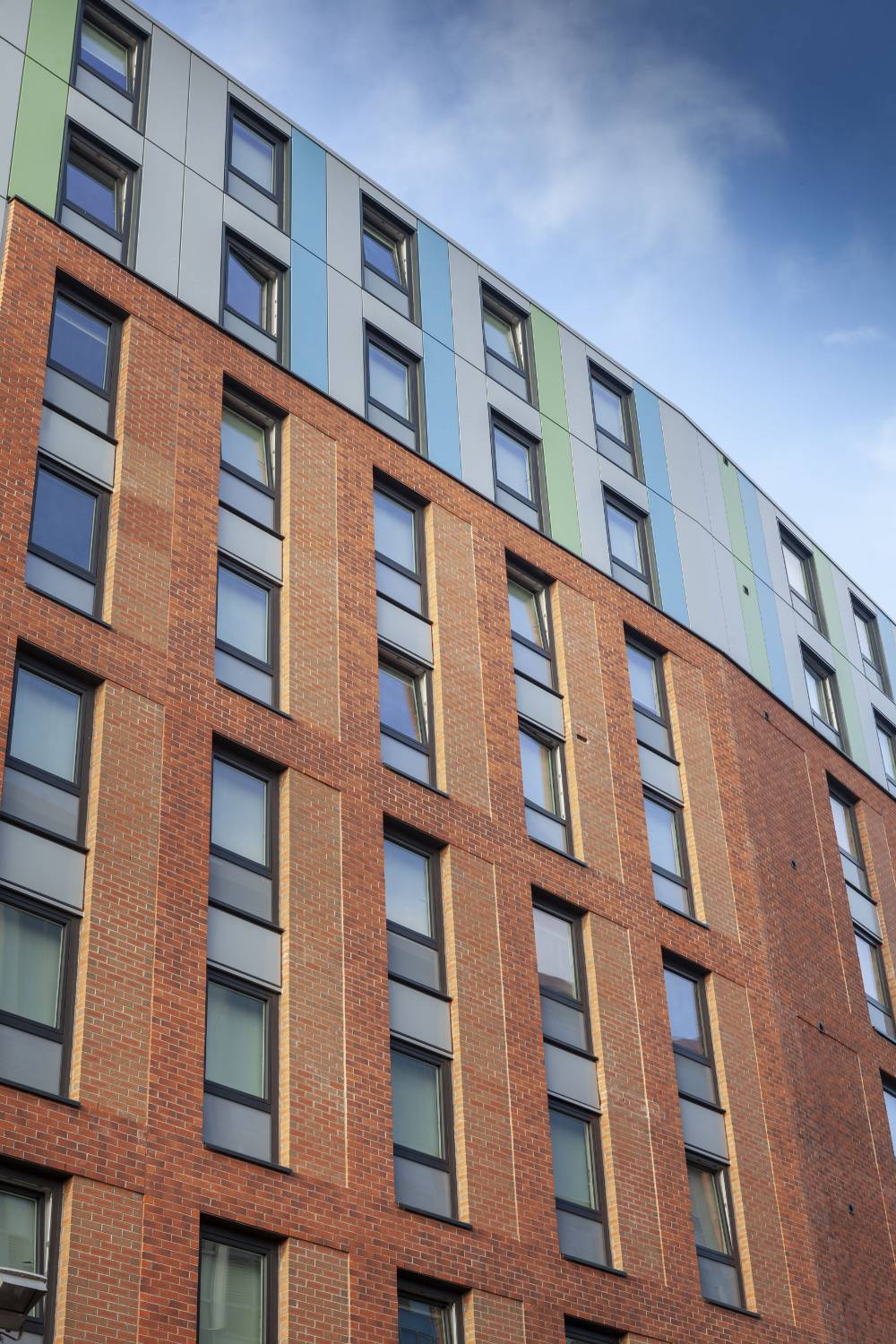 PVC-u Flush Tilt & Turn Window - PVC-U Tilt And Turn Window