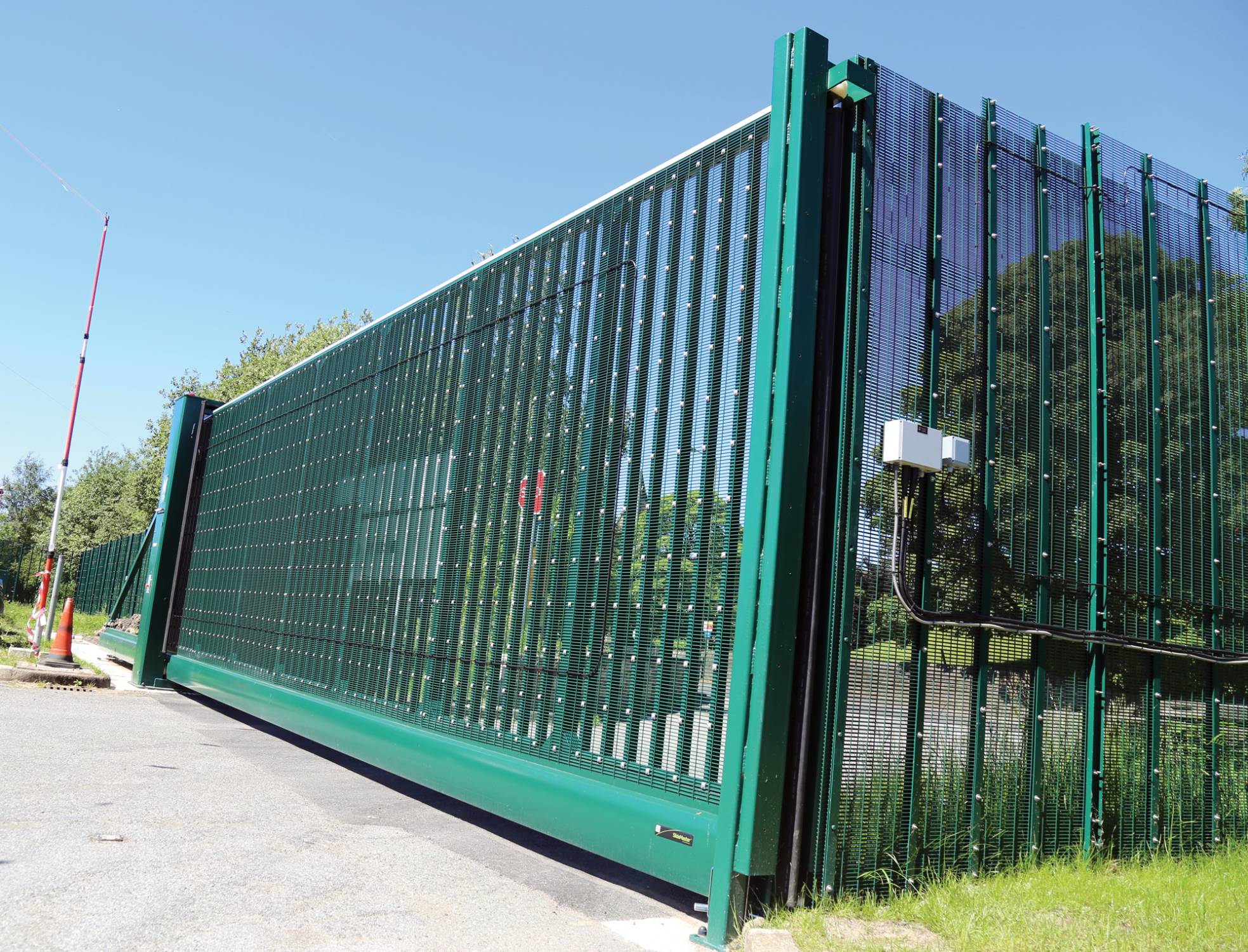 CLD SlideMaster SR2 Security Gate - Sliding Gate 