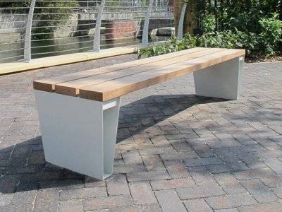 Veeva Straight Benches