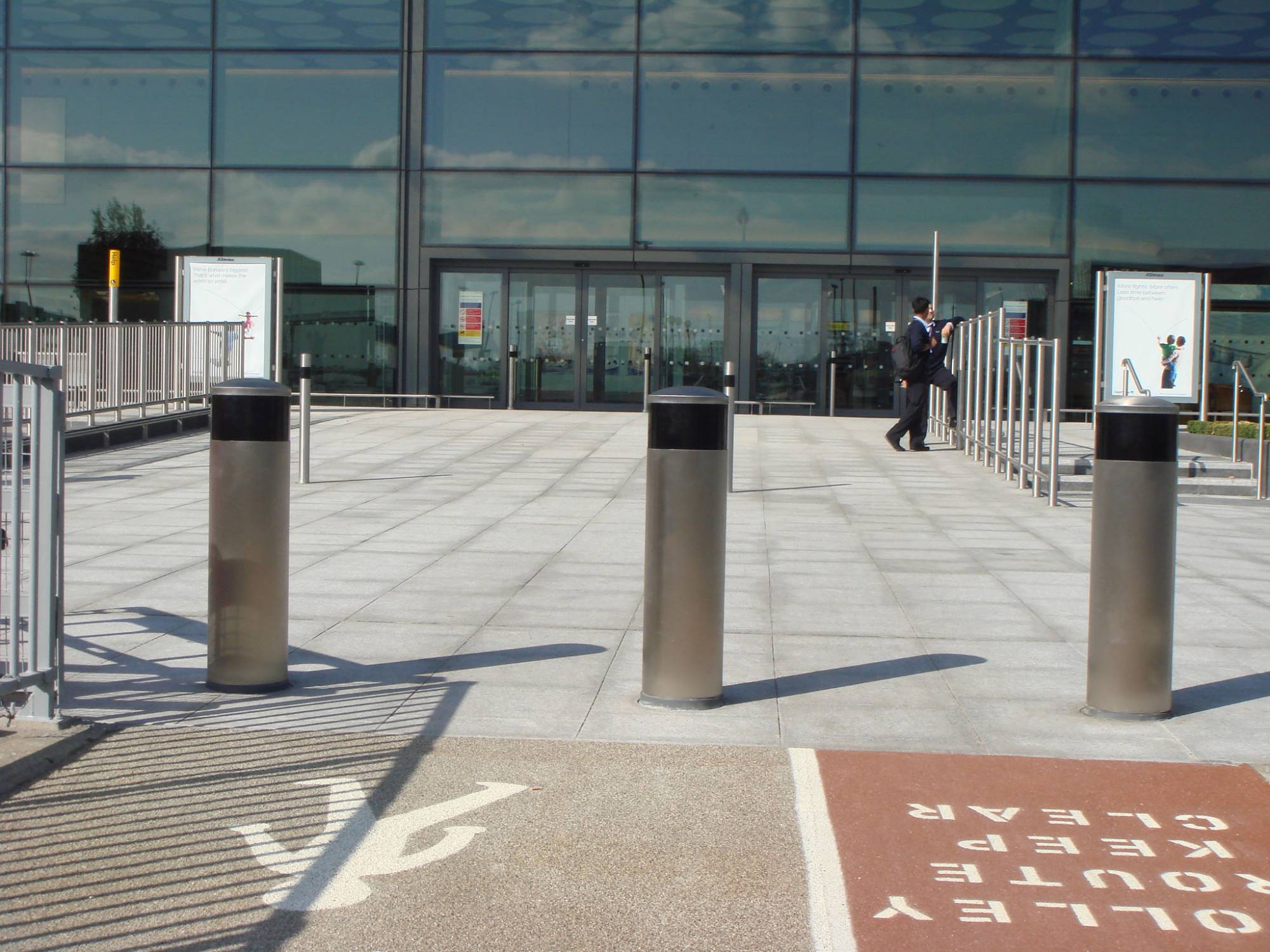 CSG 10850 Articulated Shallow Depth Static Bollard HVM - Security Bollard