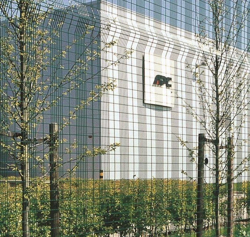 Paladin Classic + Bekafix&nbsp;- Metal Mesh Fence Panel