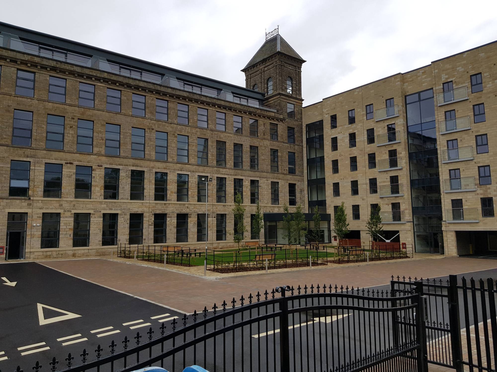 TW70 TruEnergy Commercial Window