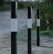 Plain Bollard Black & White - Square