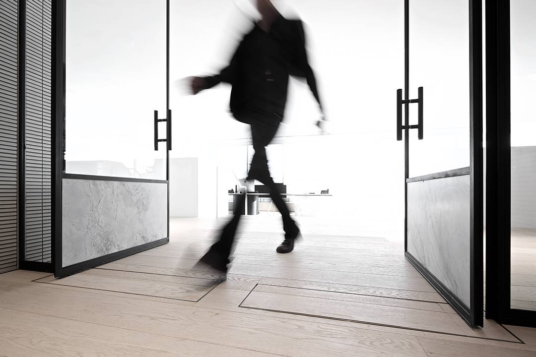 Record C127 Concealed Underfloor Swing Door Drive - Underfloor swing door driver