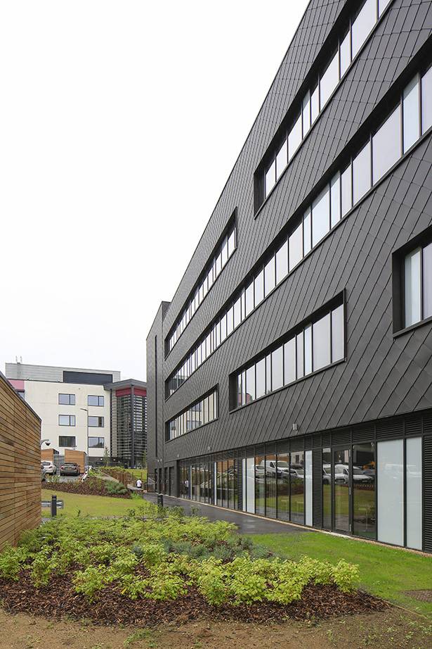 VMZINC Fully Supported Facades - Flat Lock Cladding